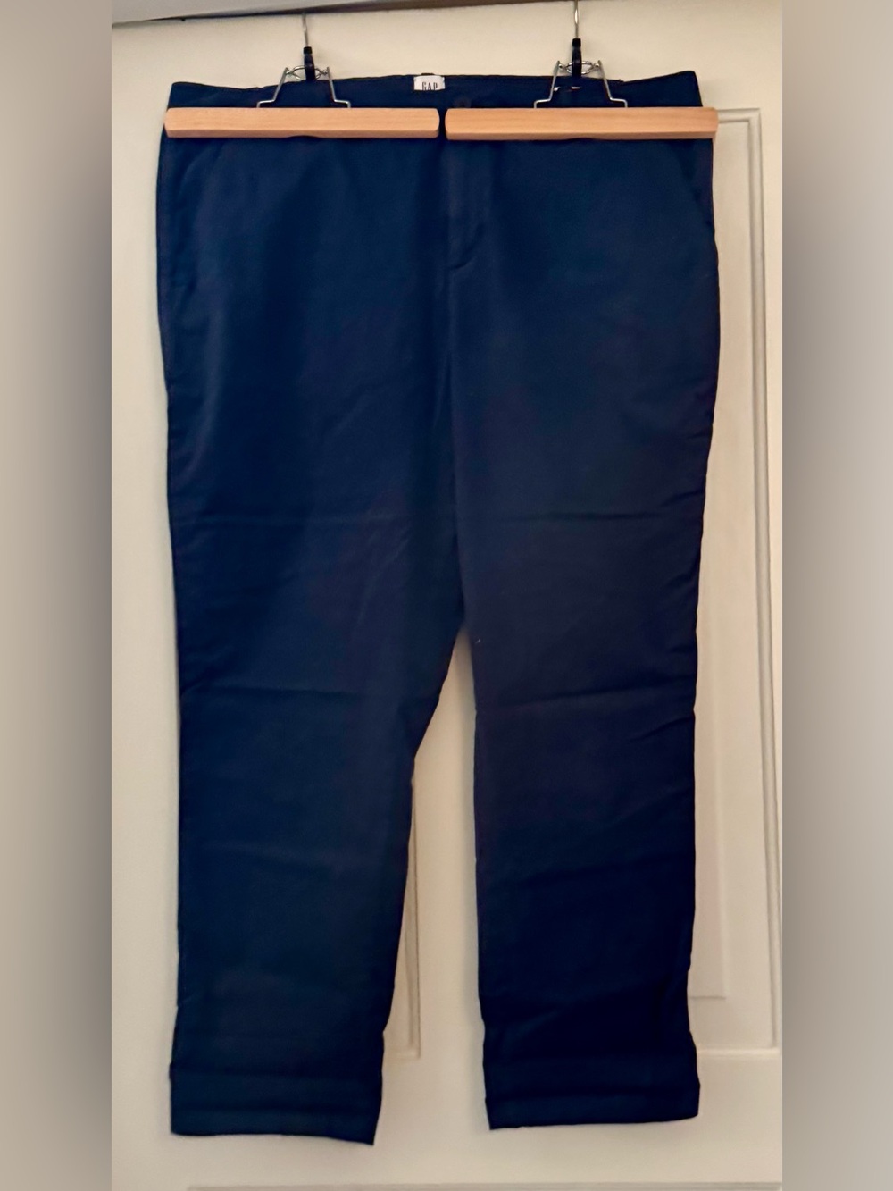 Women’s GAP Classic Navy Flat Front Chinos